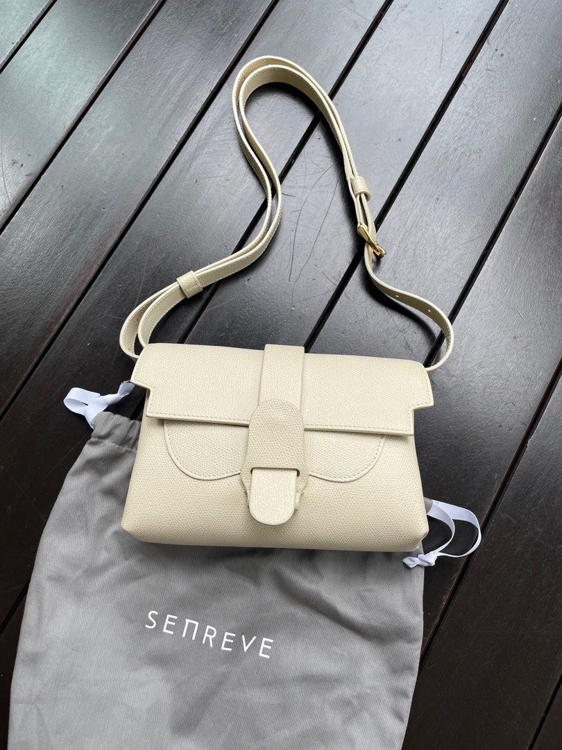 Senreve Aria Belt Bag Pebbled Cream, Women's Fashion, Bags