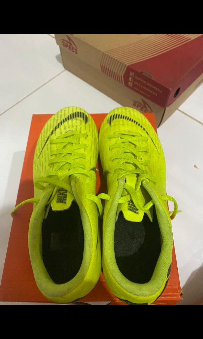 Sepatu bola soccer original nike mercurial vapo fury 12 academy FG