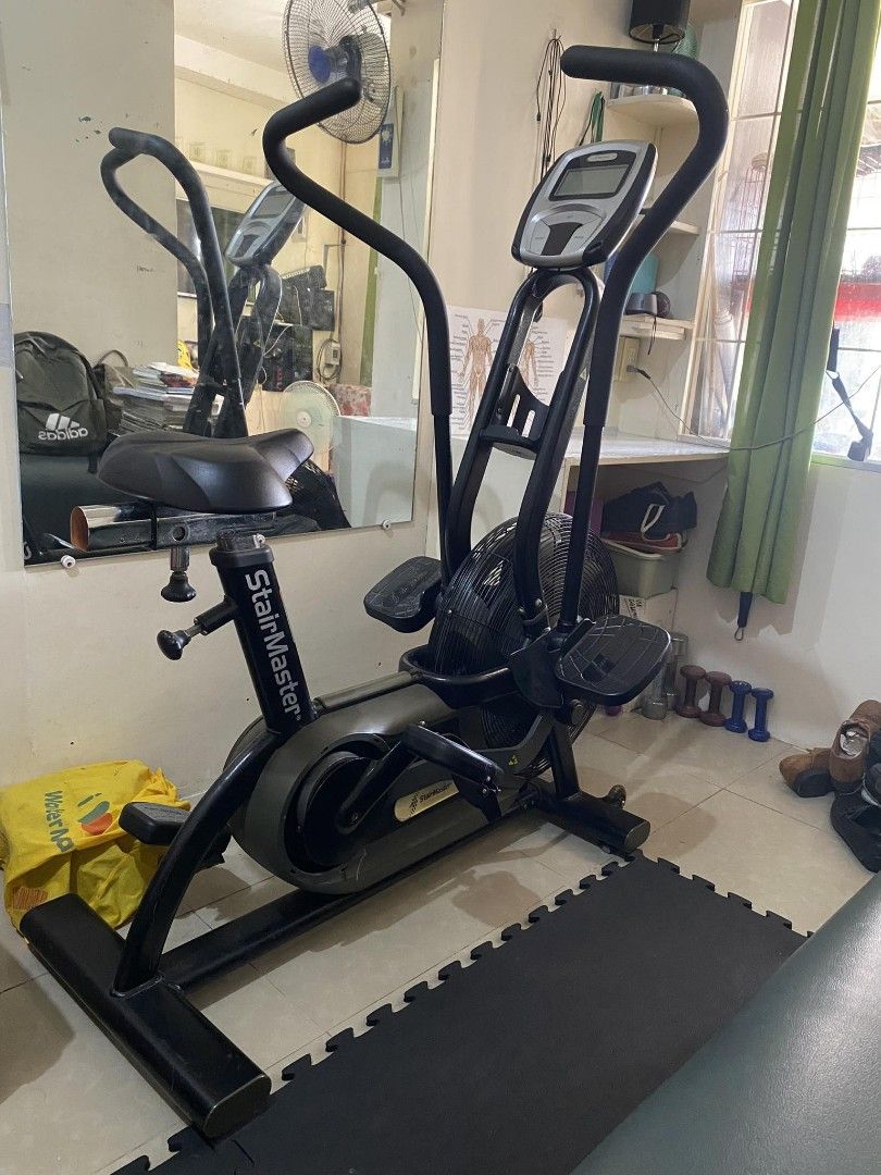 STAIRMASTER AIRBIKE ( HIIT BIKE), Sports Equipment, Exercise & Fitness