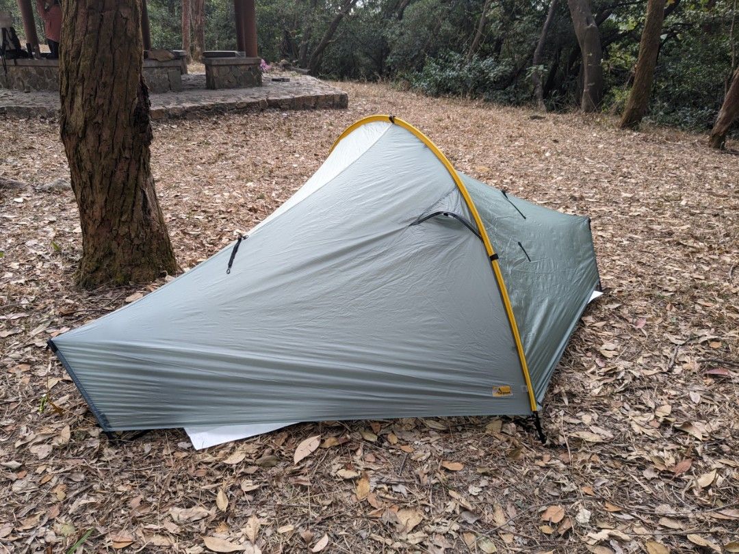 Tarptent moment DW tent (solid inner) carbon poles, 運動產品, 行山