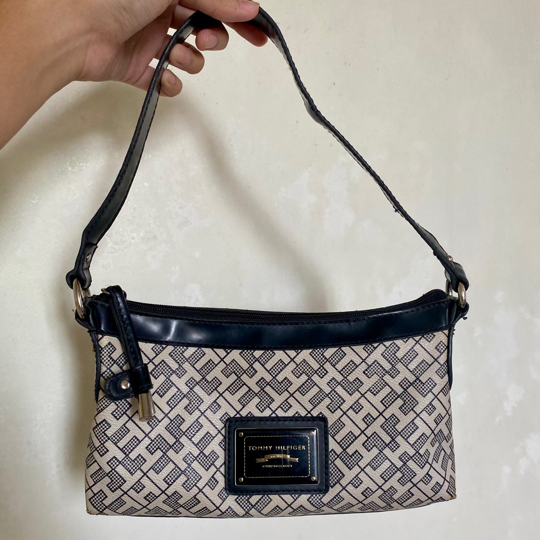 Vintage Tommy Hilfiger Shoulder Bag, Women's Fashion, Bags & Wallets