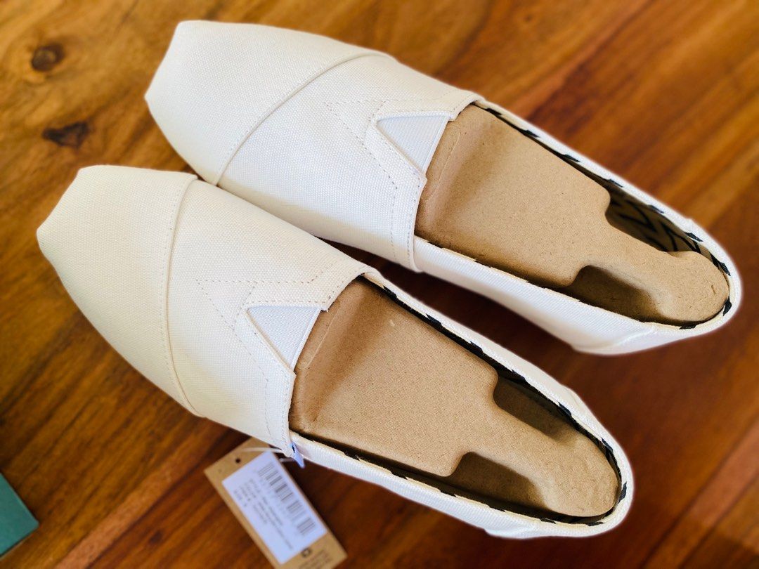 Mens toms cheap size 9