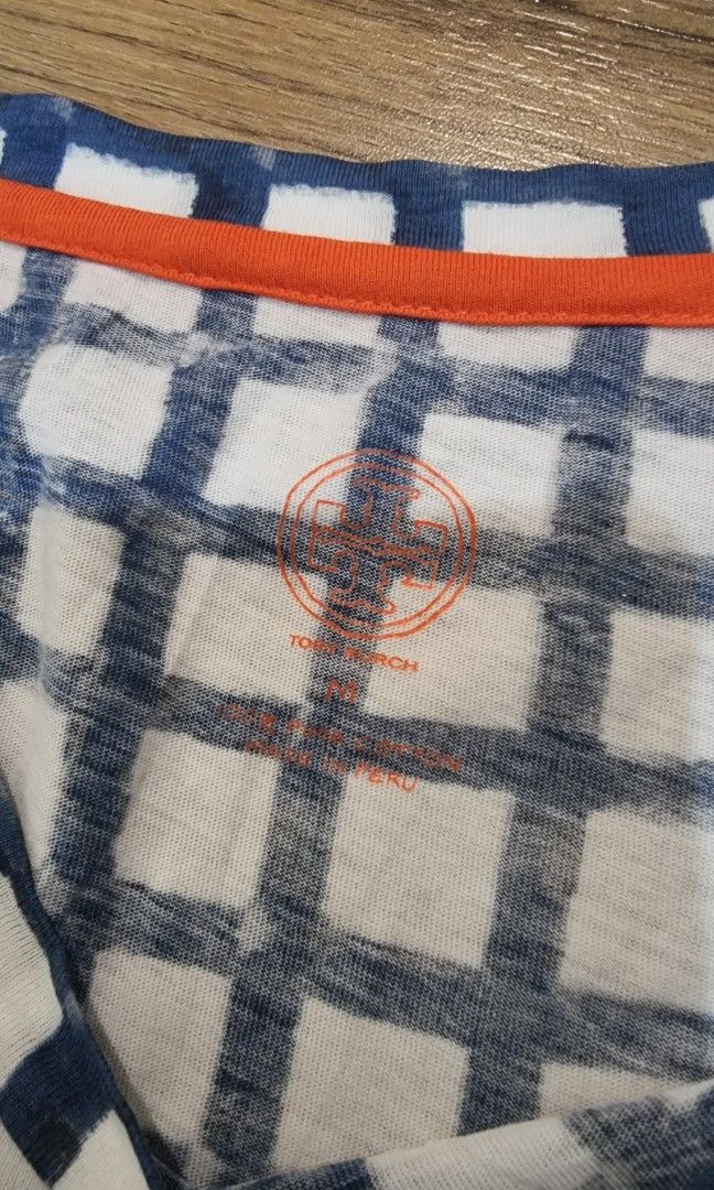 Tory Burch Shirt (Category: Luxury Apparel) located in Makati City. Submitted by my.wardrobe.collection (Listing ID 1280216572, Image 2). Description: authentic shirt from TB.