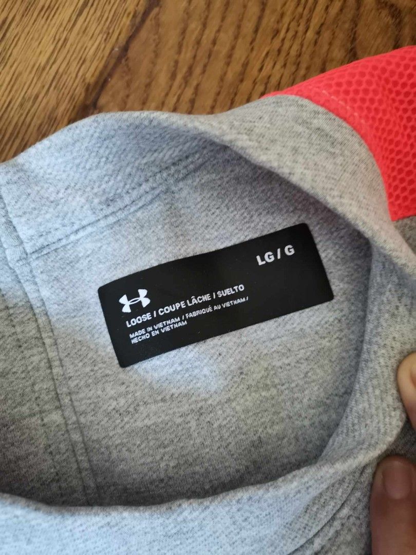 UNDER ARMOUR Loose Coupe Lache Suelto Pullover Sweater Women s