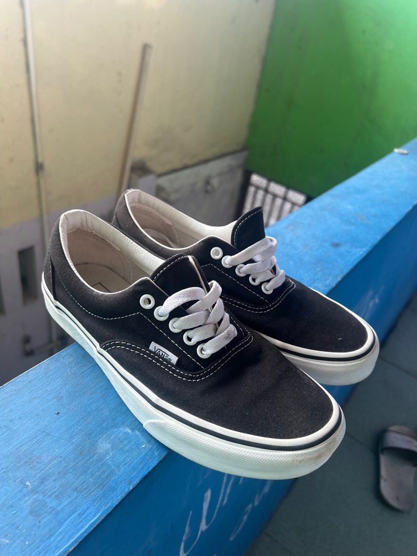 Vans Era size 39