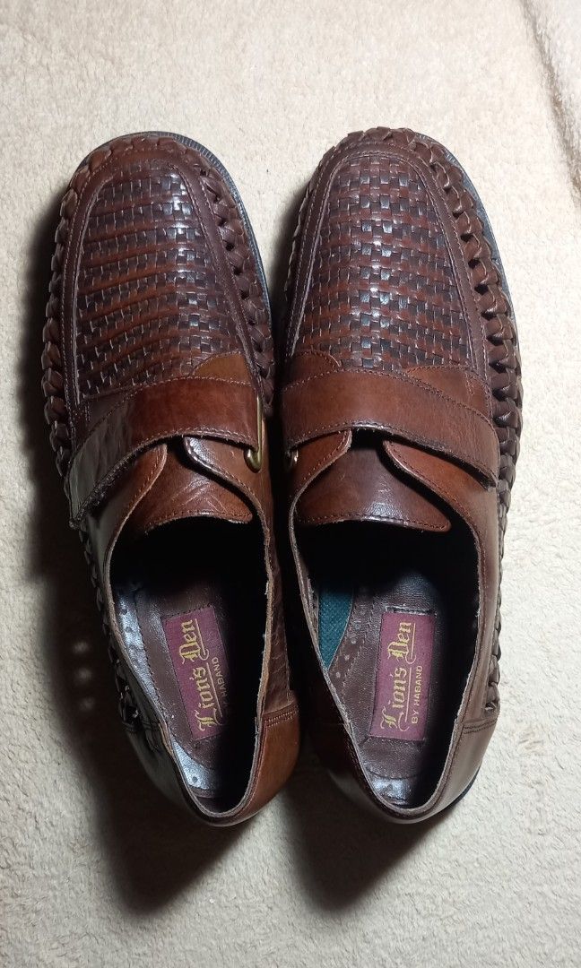 VINTAGE LION S DEN by HABAND Men s Slip On Dress Shoes Velcro