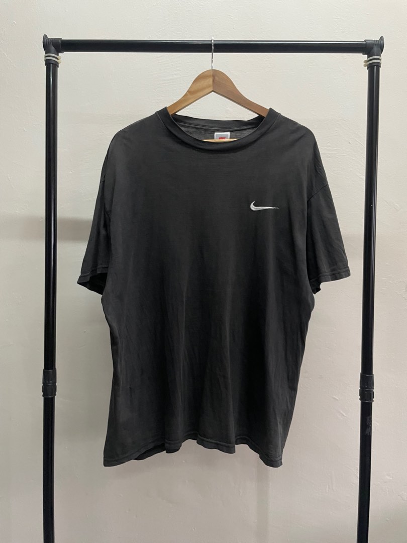 VINTAGE NIKE T SHIRT Men s Fashion Tops Sets Tshirts Polo