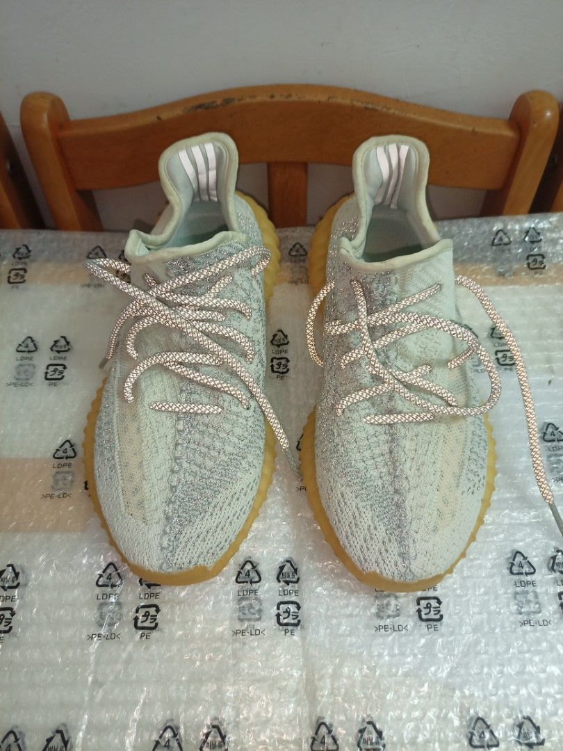 Yeezy lundmark sales reflective uk