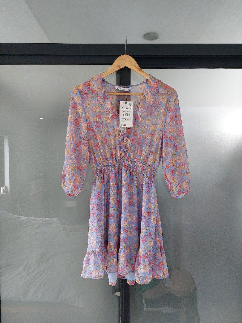 Zara floral printed dress multi colored, Women's Fashion, Dresses