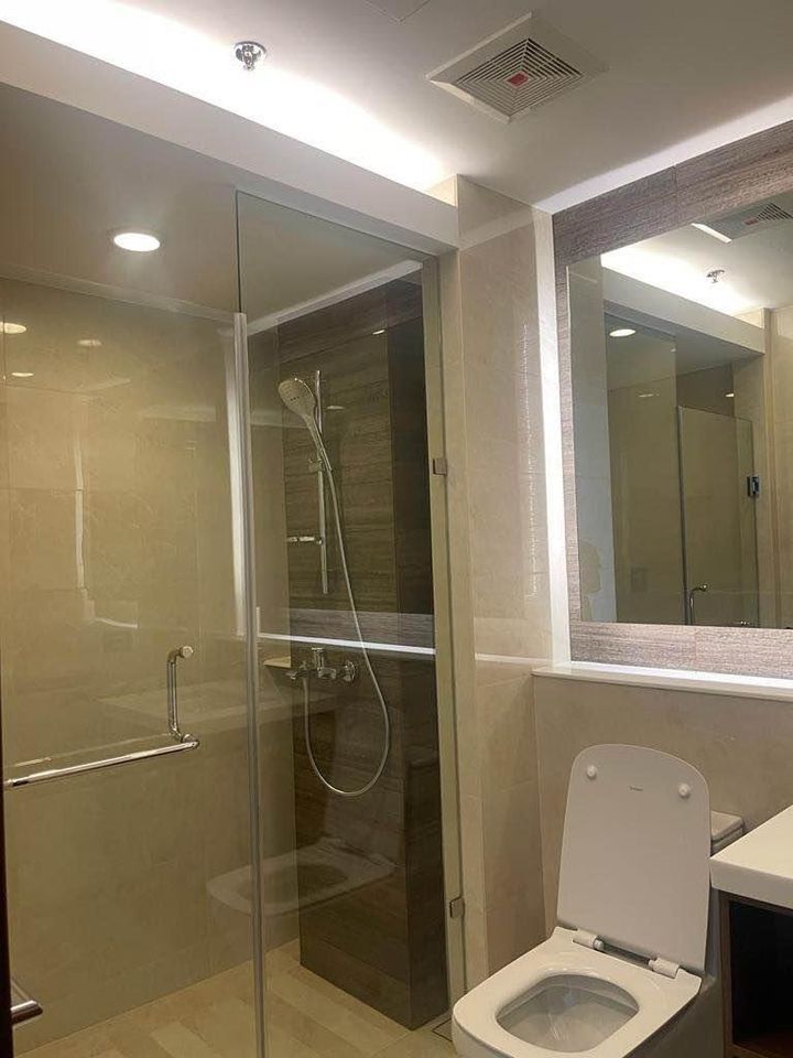3 Bedroom Unit two Roxas Triangle, Makati for rent Tower The