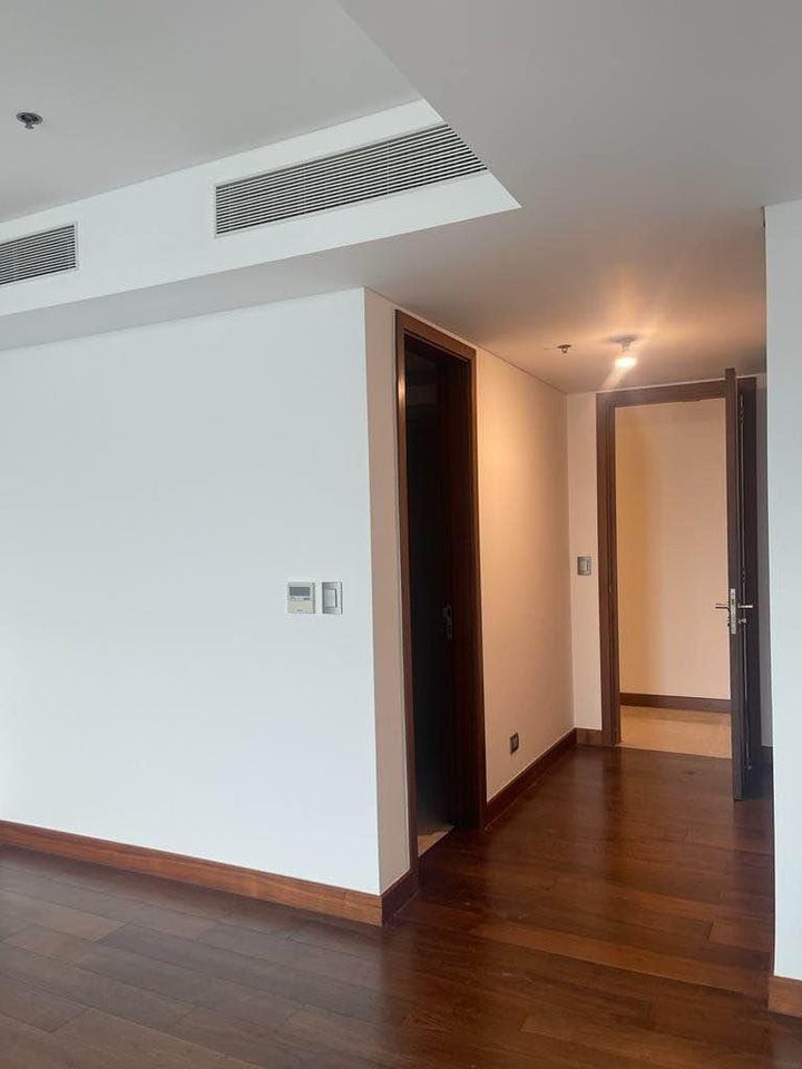 3 Bedroom Unit two Roxas Triangle, Makati for rent Tower The