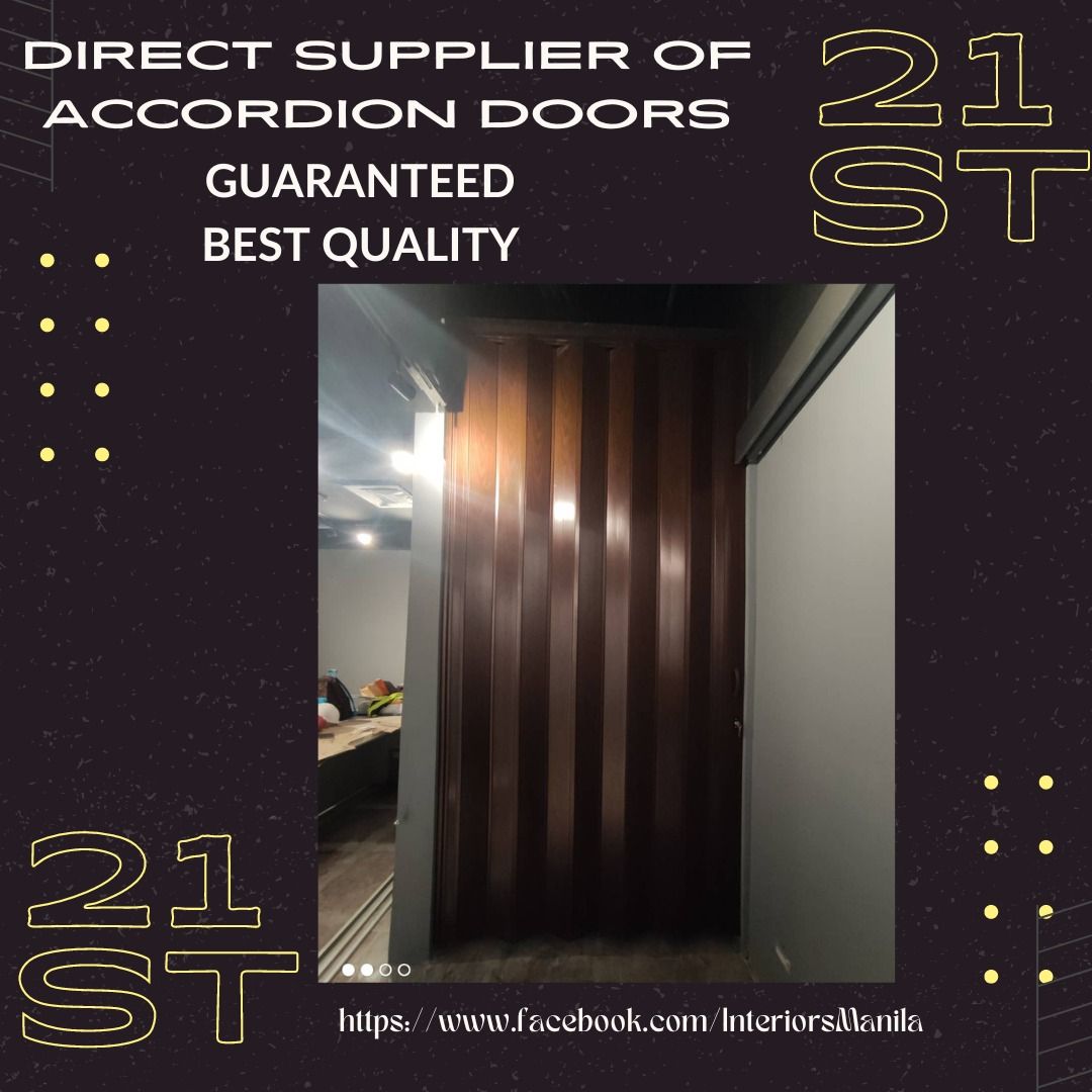accordion door with lock