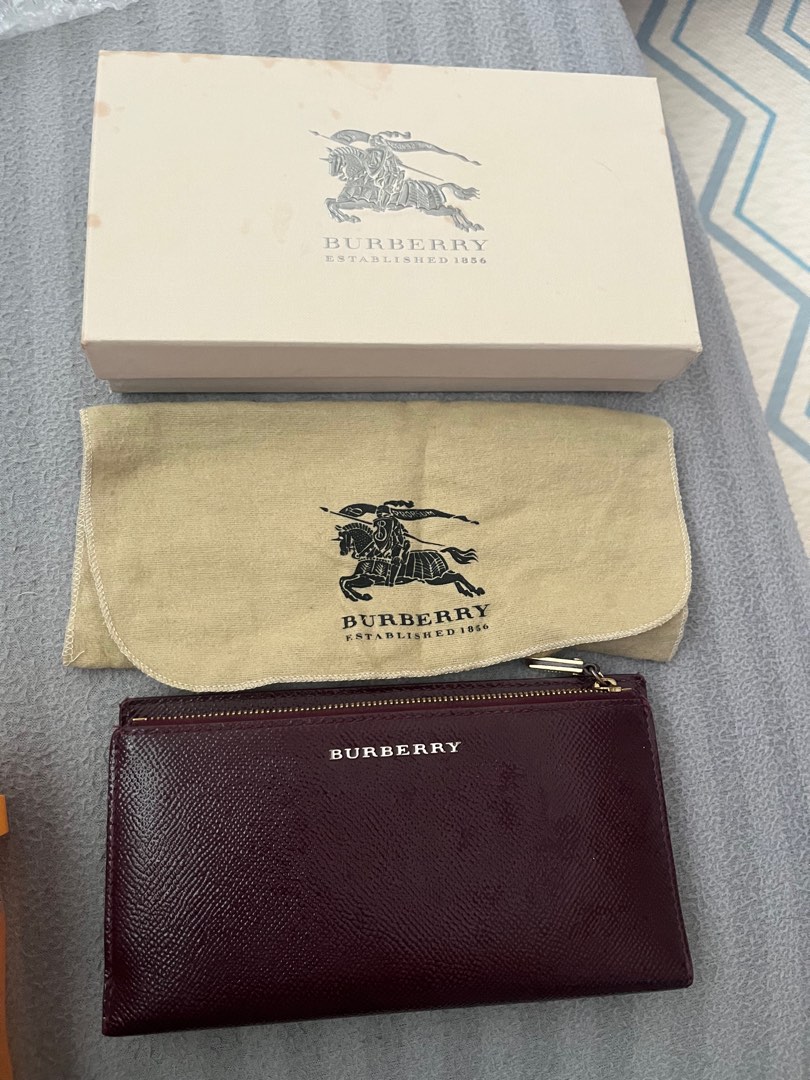 Burberry established 1856 wallet hotsell