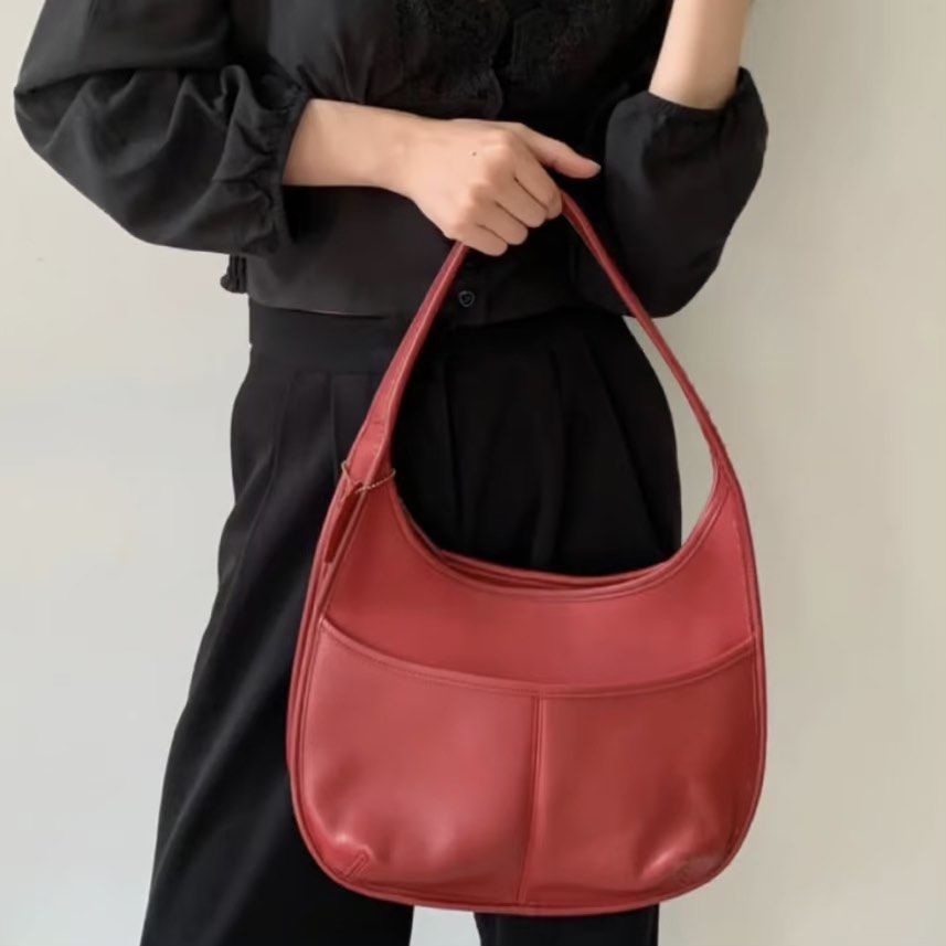 Authentic Coach vintage leather Ergo zip hobo red shoulder bag
