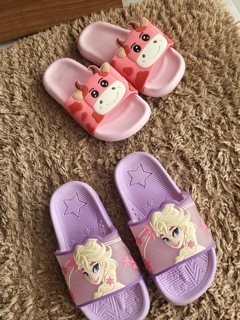 Girls disney deals slippers