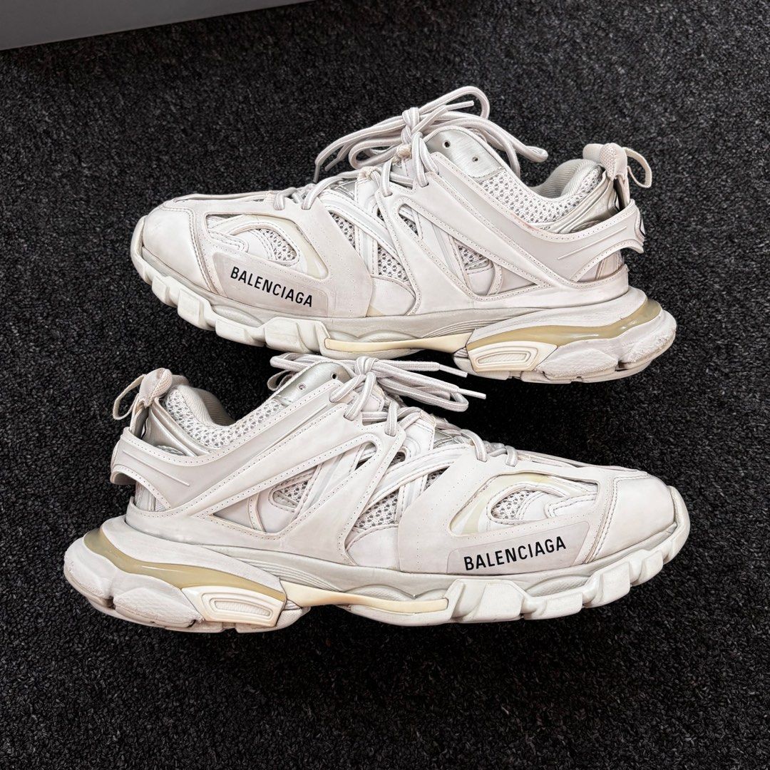 Balenciaga track sneakers fit store