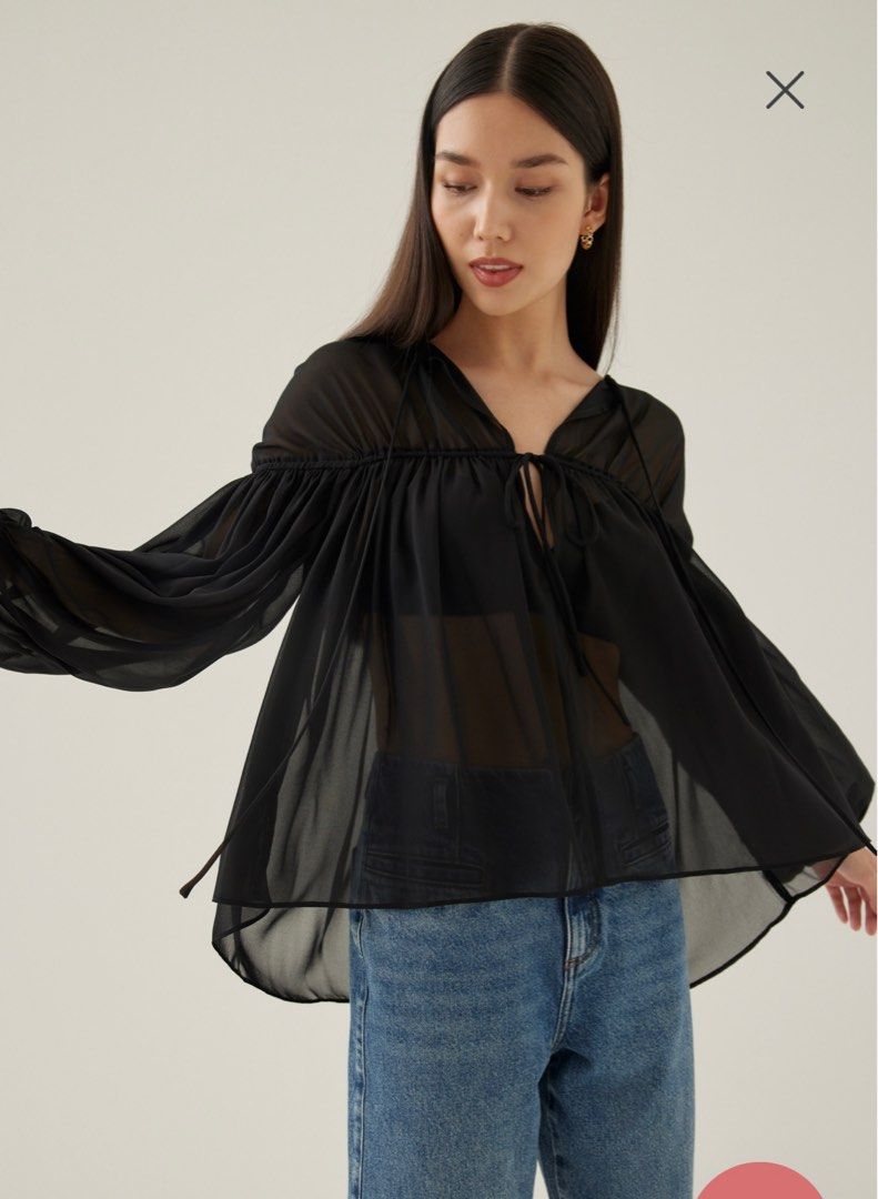 Flowy top black blouse