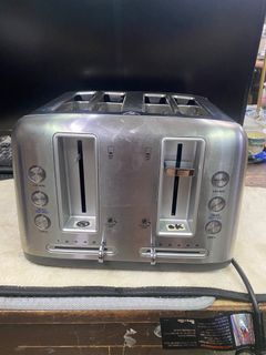 Breville Stainless Steel Toaster LTA670 220v