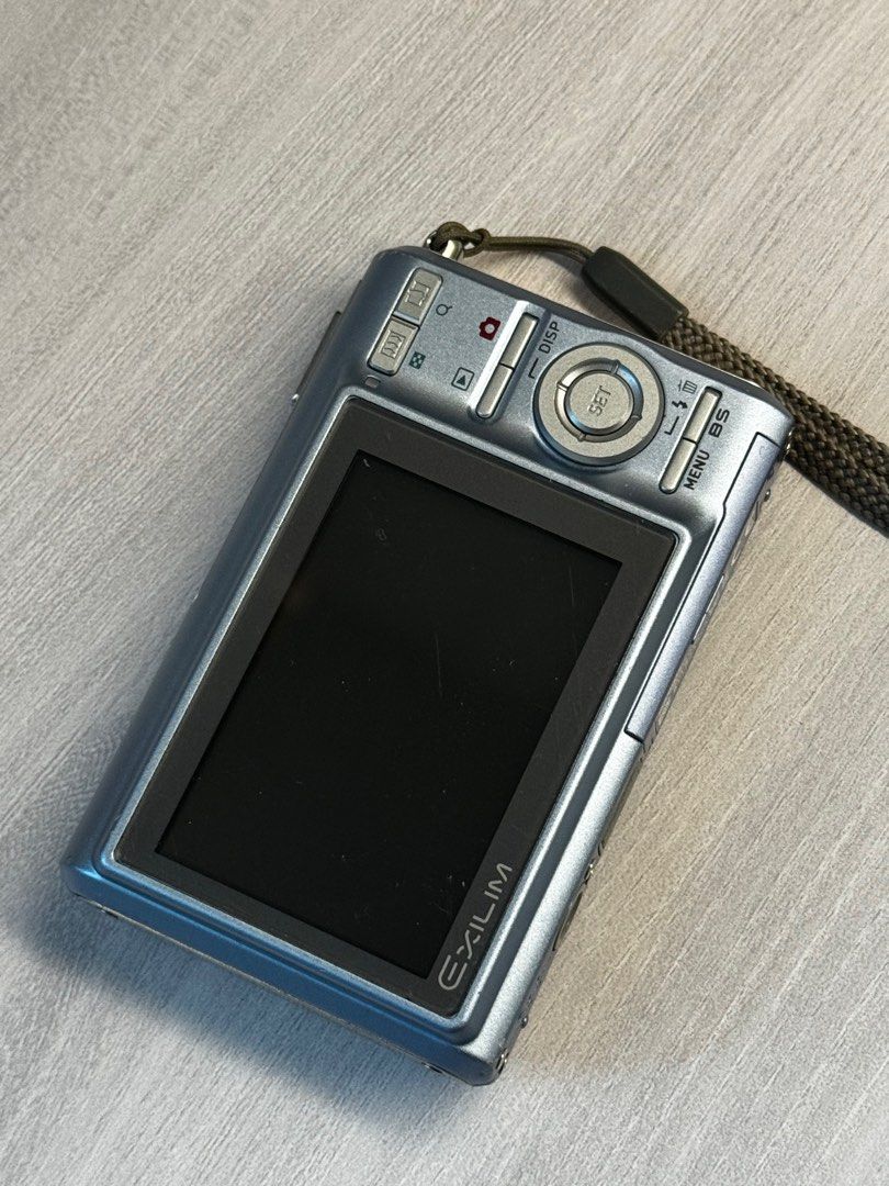 CASIO EXILIM EX-Z75 Casio Exilim EX Z75 Blue (CCD-Casio EX