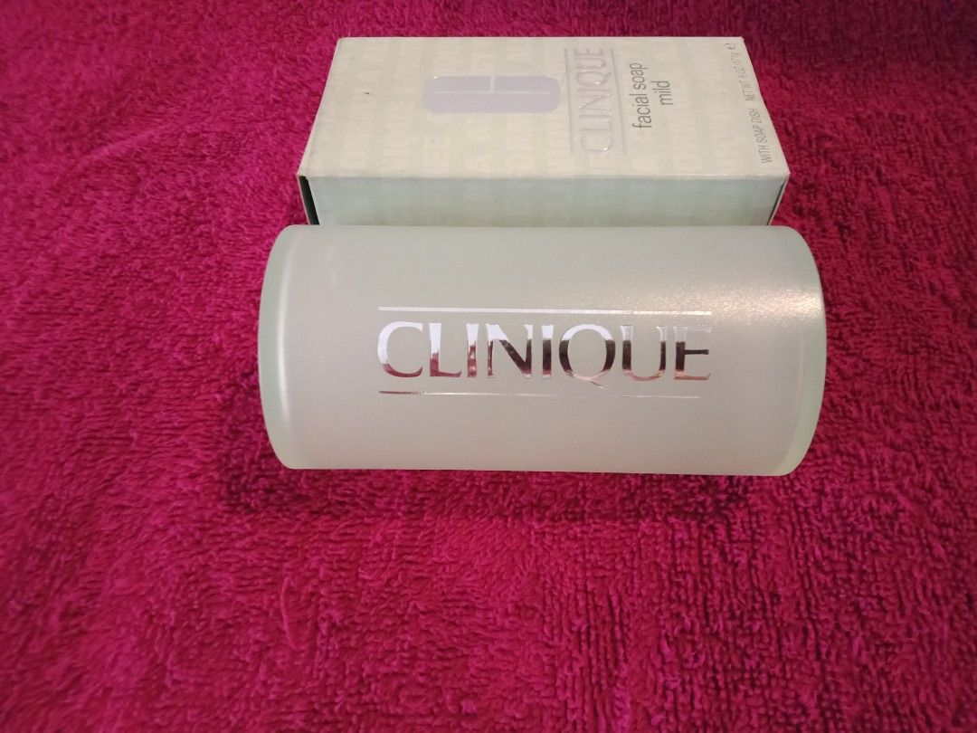 Clinique Soap case (Category: Bath) located in Cainta. Submitted by belli_phats (Listing ID 1280408553, Image 1). Description: Soap Case only.