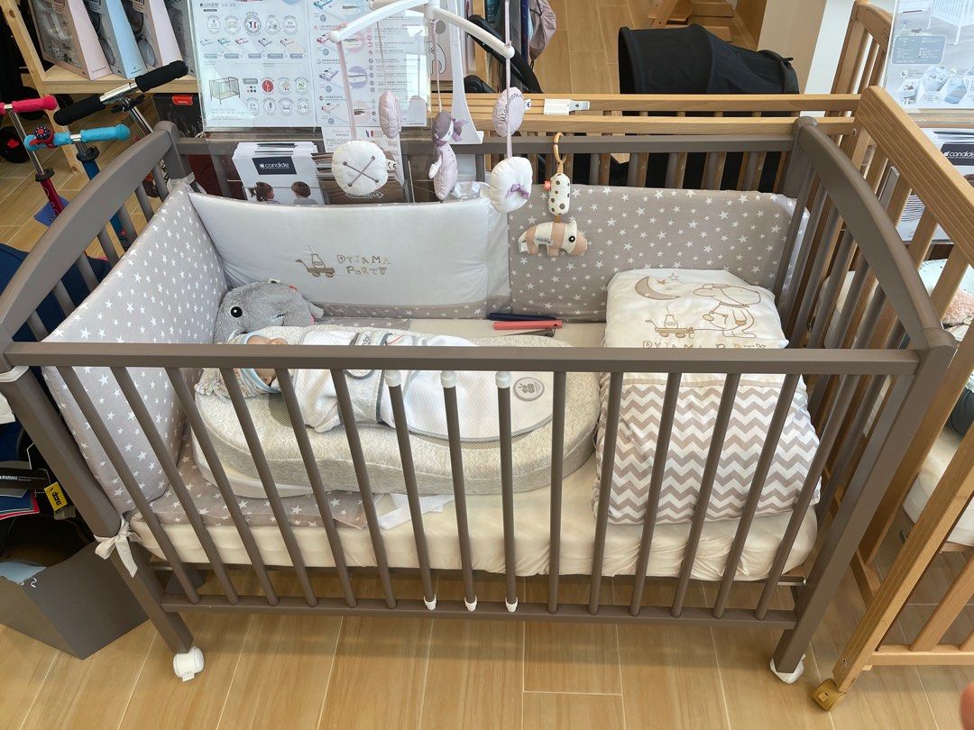 Combelle baby bed shop