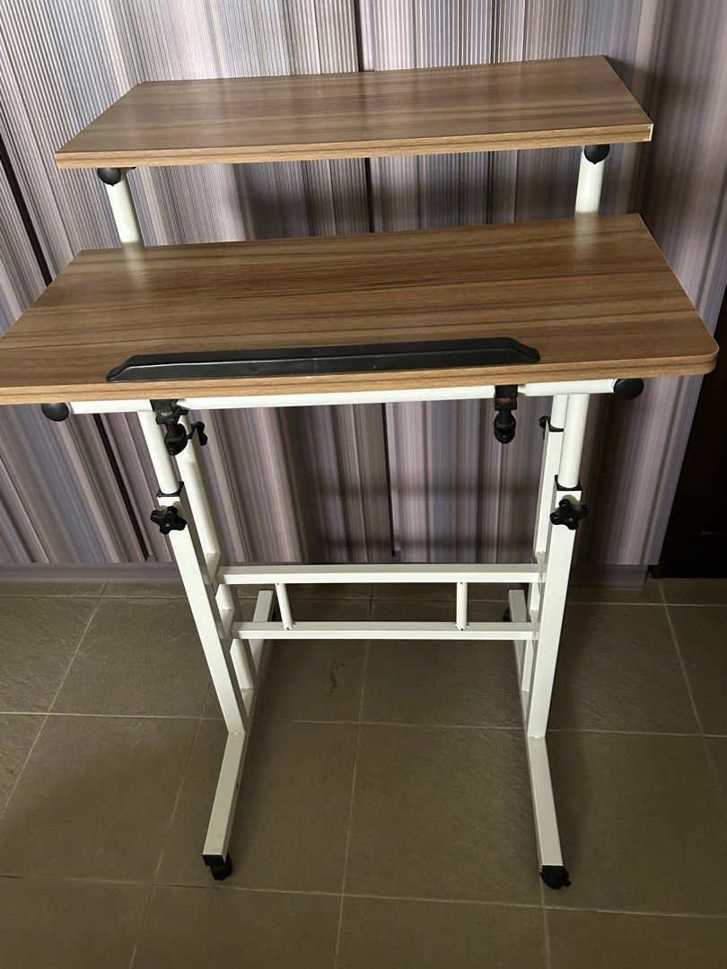 Computer Table (Category: Other Home Furniture) located in Singapore. Submitted by lch233 (Listing ID 1280448811, Image 1). Description: Hardly used and like new. Selling due to space constraint..