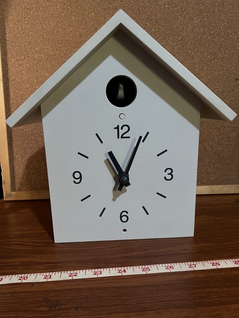 Cuckoo Clock Brick Red S | MUJI