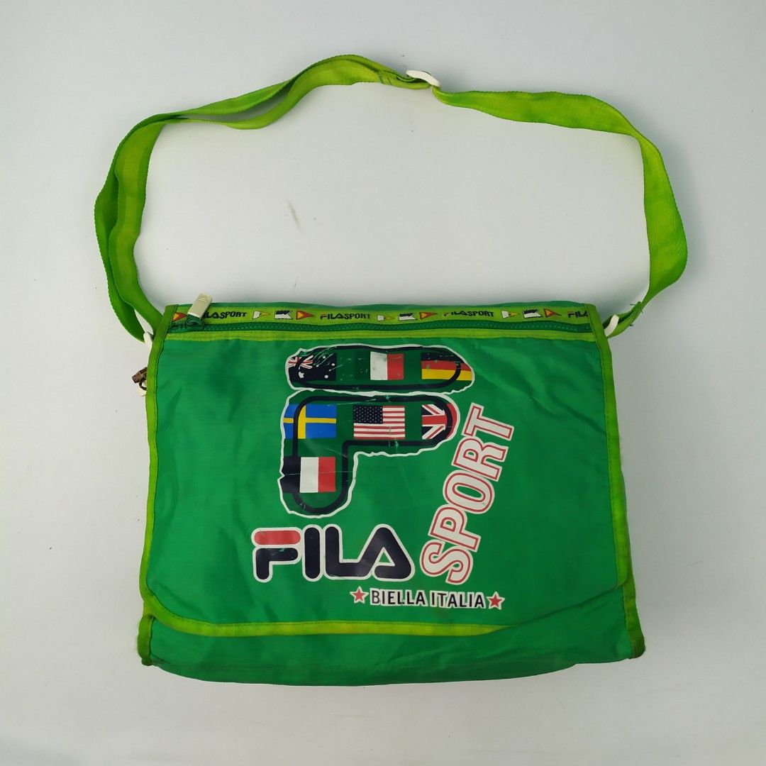 Fila samantha best sale messenger bag
