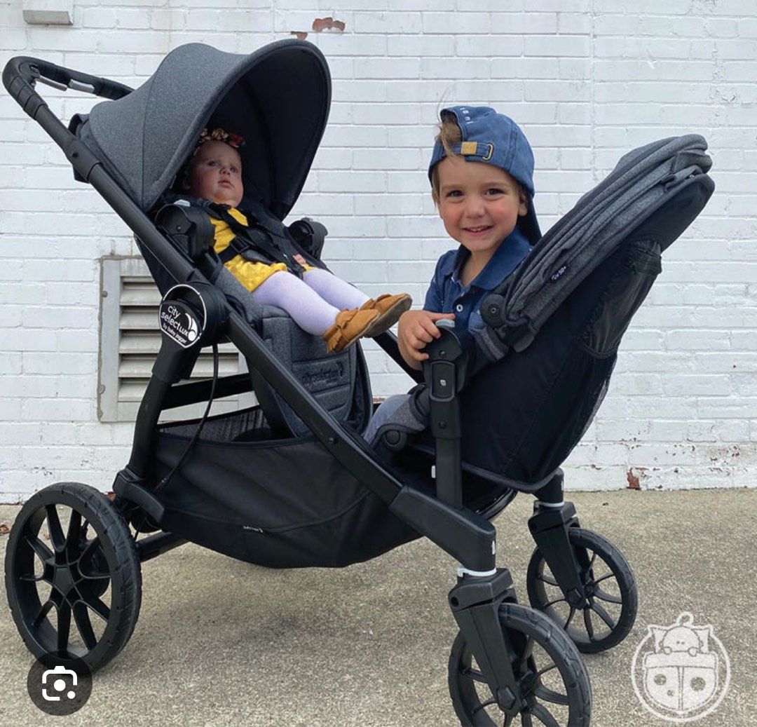 City select clearance tandem pram