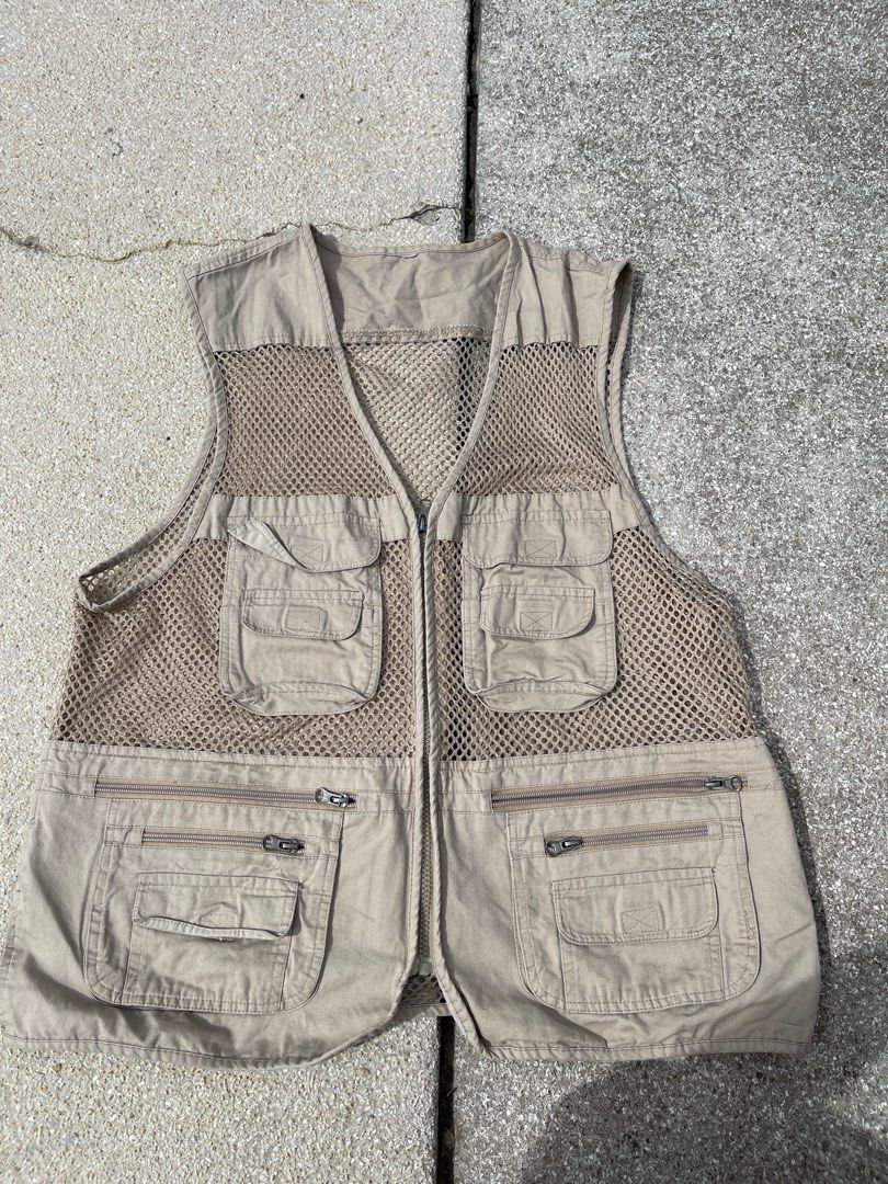 Fisherman vest, Men's Fashion, Activewear on Carousell