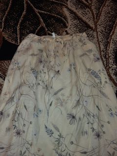 H&M cottage core floral midi skirt