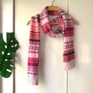 H&M print pink Knit  Scarf