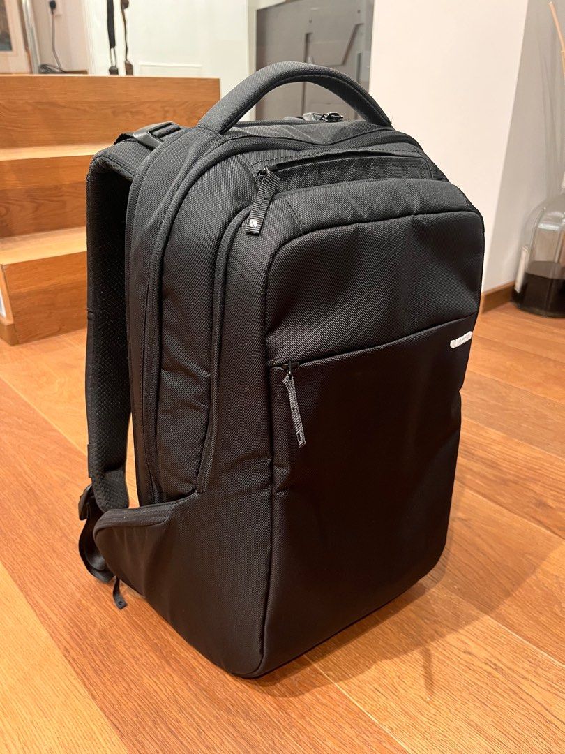 Incase men's icon backpack store