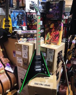 (Category: ) located in . Submitted by JamcrewMusicStudio (Listing ID 1280447240, Image 1). Description: .