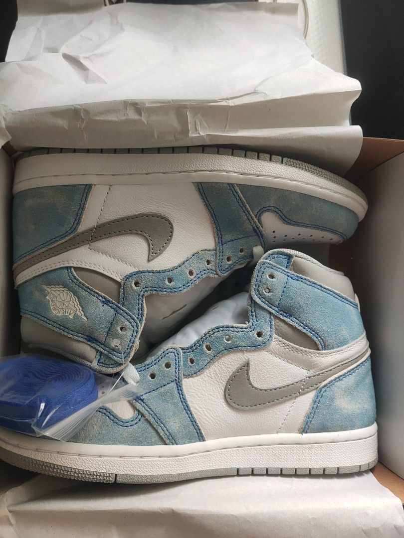 Jordan 1 hyper royal footlocker top