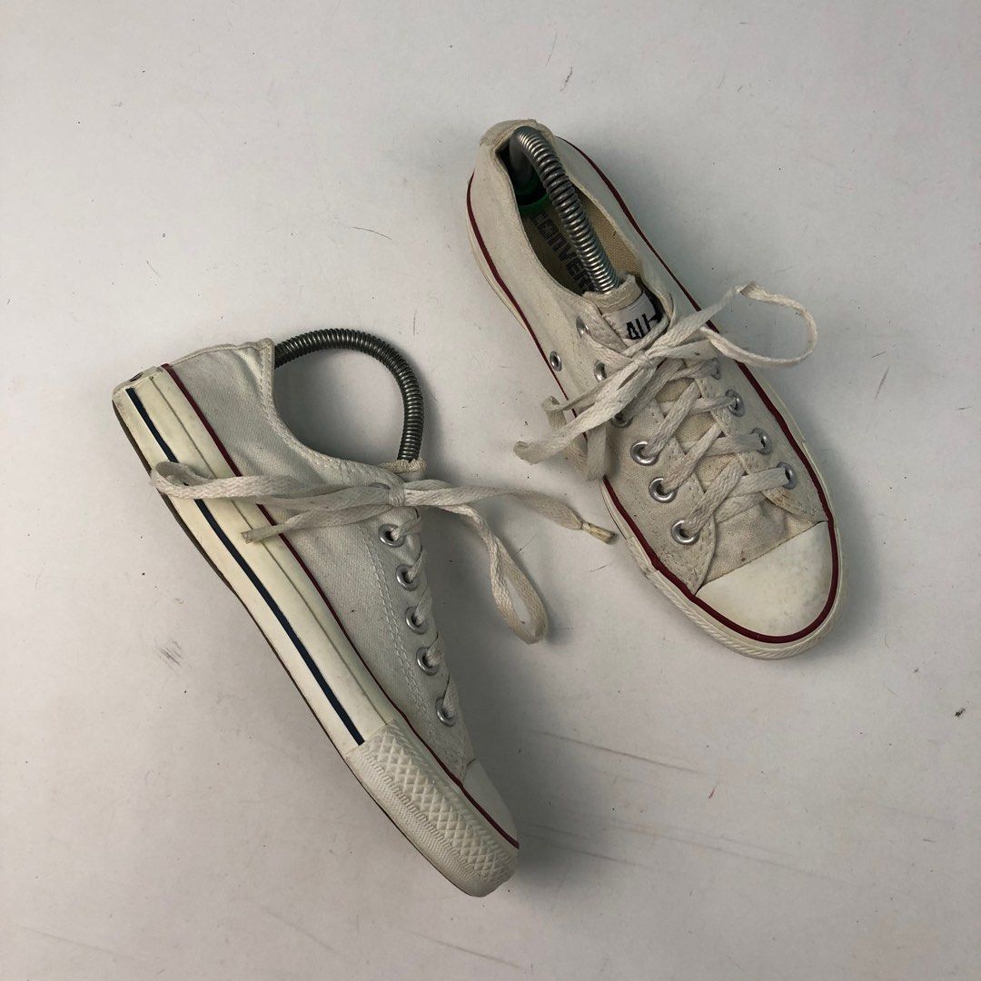 K 25 Converse shoes 4.5UK