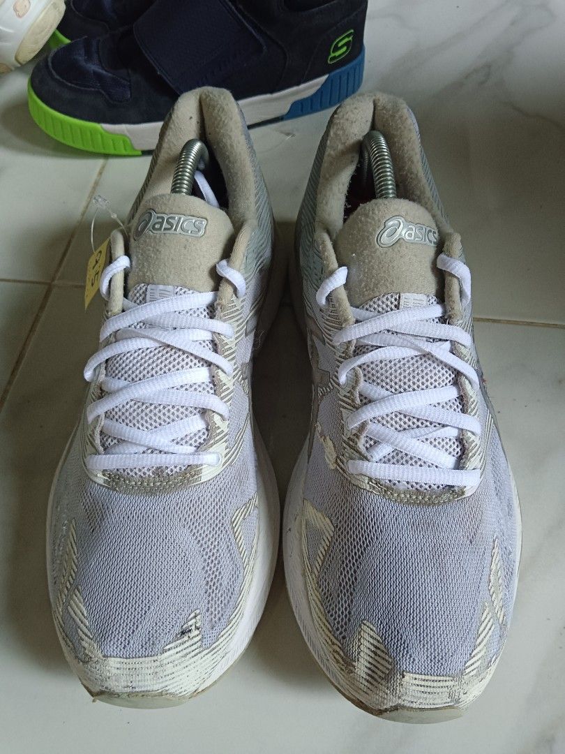 Kasut Asics 9.5uk Men s Fashion Footwear Sneakers on Carousell