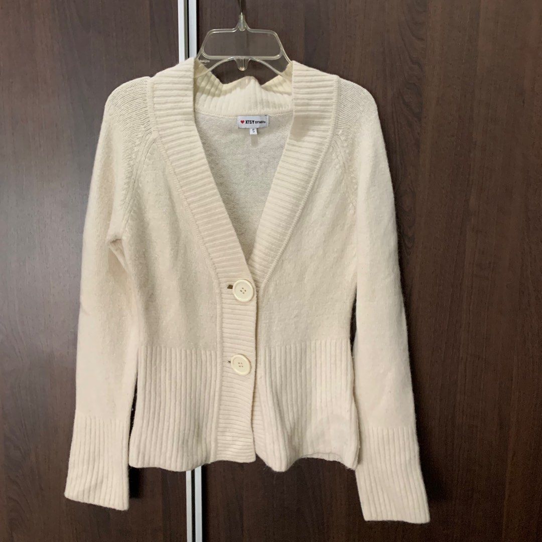 Korea White Sweater Cardigan Women s Fashion Coats Jackets and Outerwear on Carousell