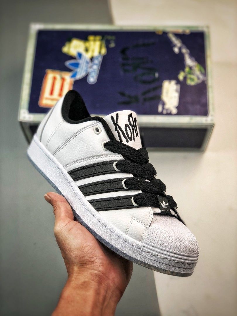 adidas gazelle silver green womens adidas Korn Superstar Shoes Core Black / 7 main image 1