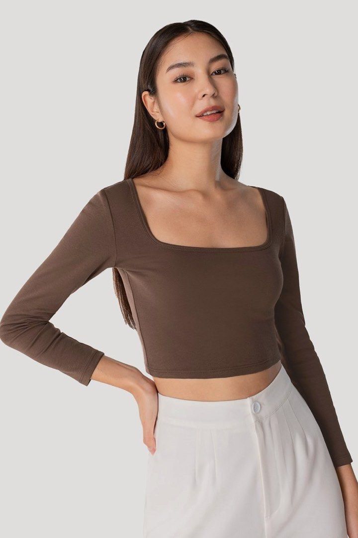 Square neck ribbed knit crop top, Women's Fashion, Tops, Longsleeves on  Carousell