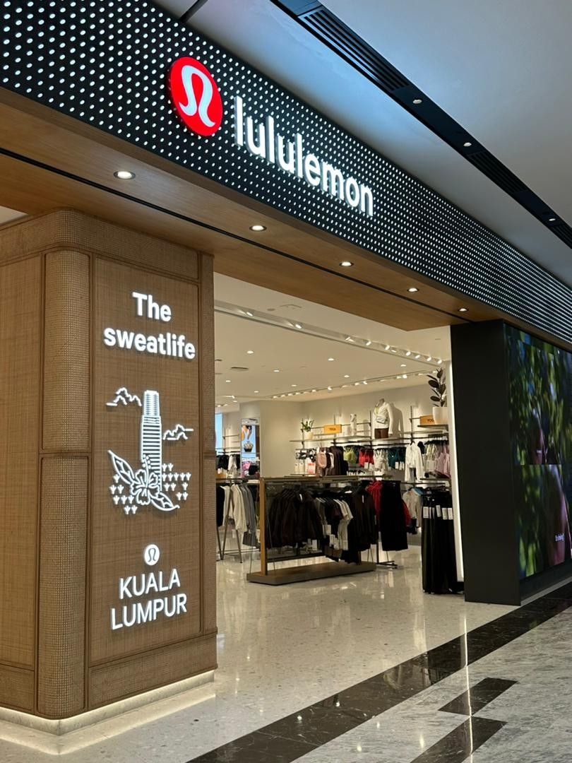 lululemon New Year Sale, Announcements on Carousell