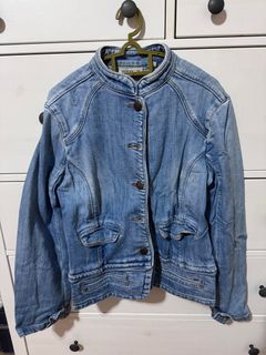 (Category: ) located in . Submitted by Adinahrun (Listing ID 1280544899, Image 1). Description: .