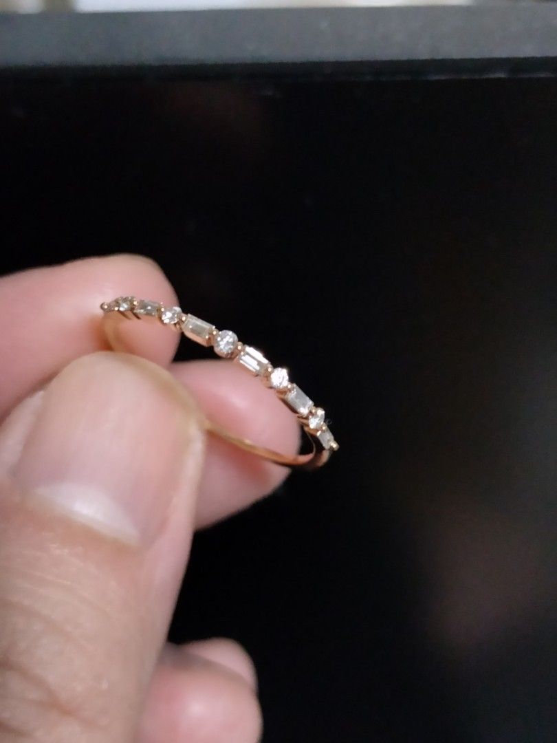Manila Diamond Dainty Ring (Category: Rings) located in Quezon City. Submitted by bons83 (Listing ID 1169284598, Image 2). Description: .19 carat natural diamond vs2 clariy g-h color half dainty ring 18k rose gold size 7 with certificate complete inclusion.