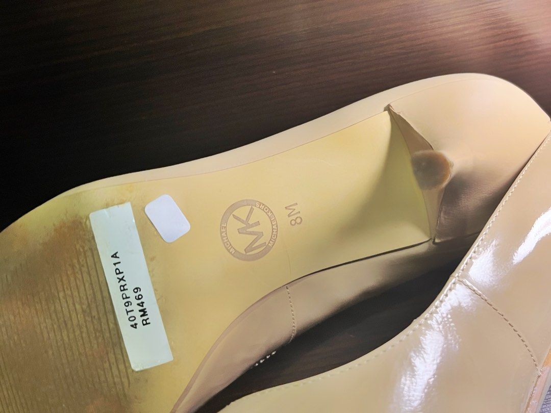 Michael kors top pressley pump