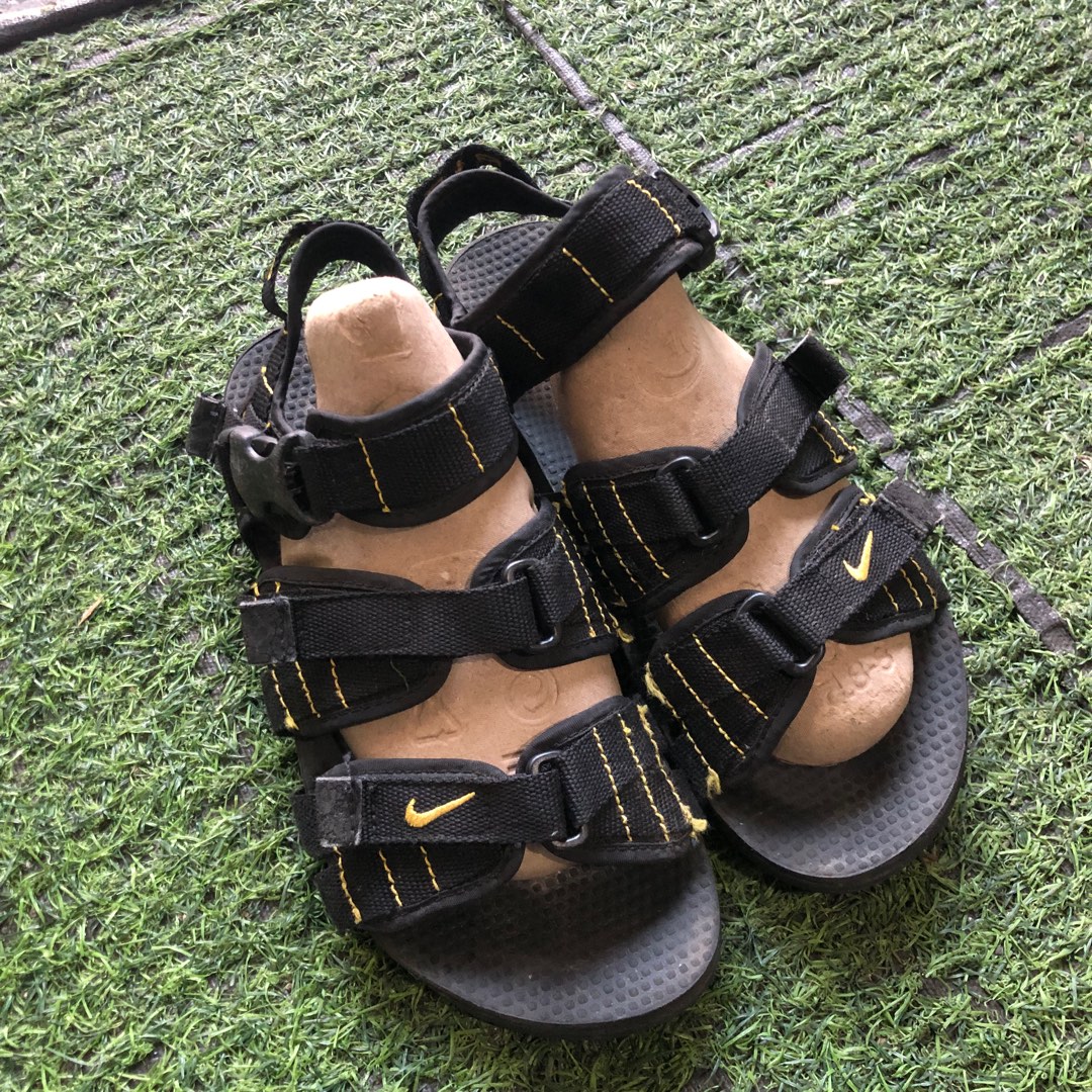 Acg slippers sales