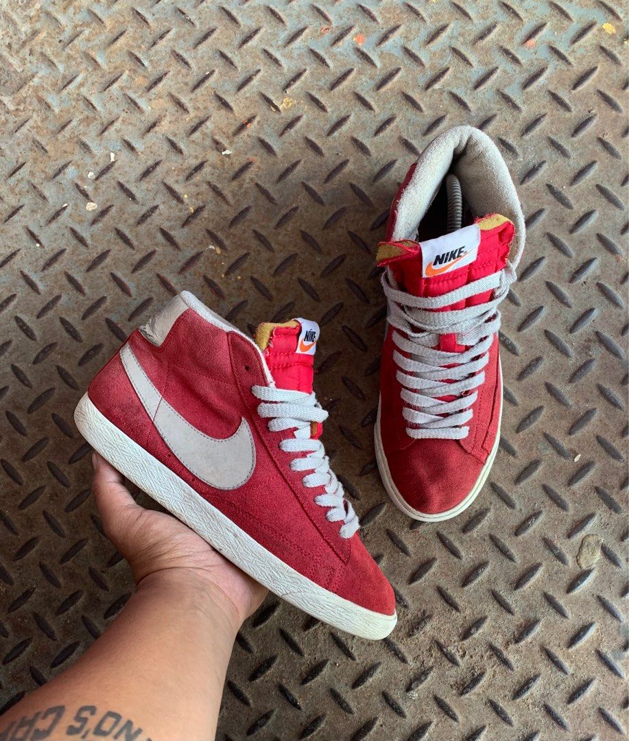 Size 7 mens to womens hotsell nike
