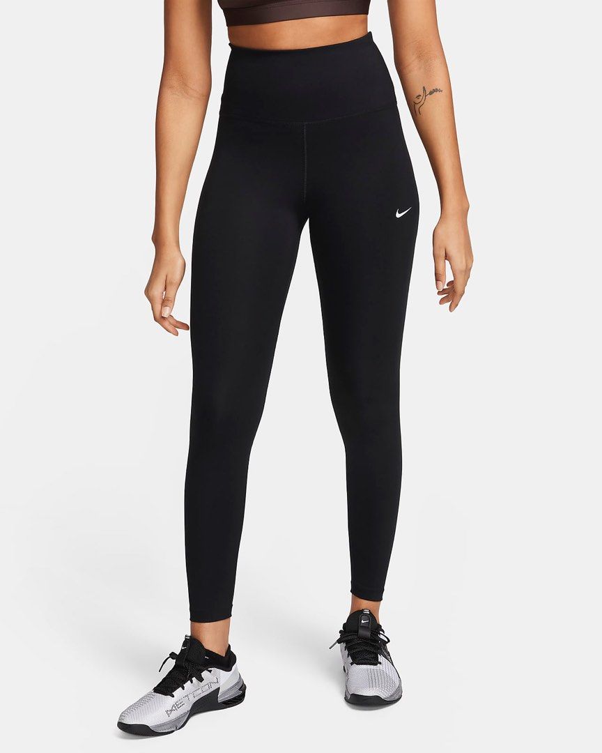 Nike 💯Dri Fit training yoga Flared pants, Women's Fashion, Activewear on  Carousell