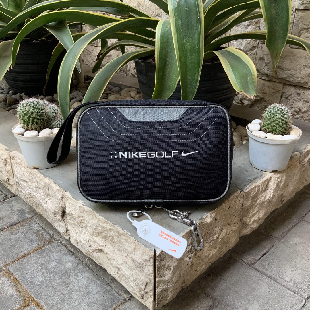 NIKE GOLF REVERSIBLE POUCH