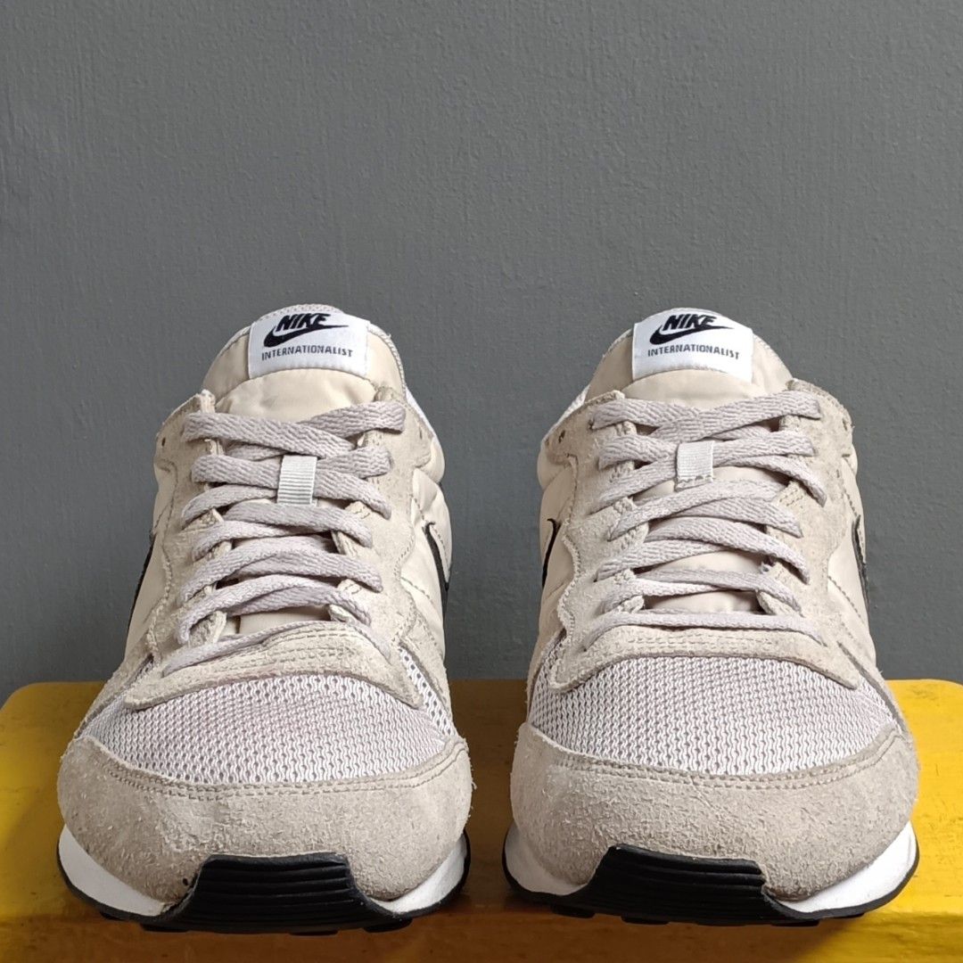 Nike internationalist deals 45