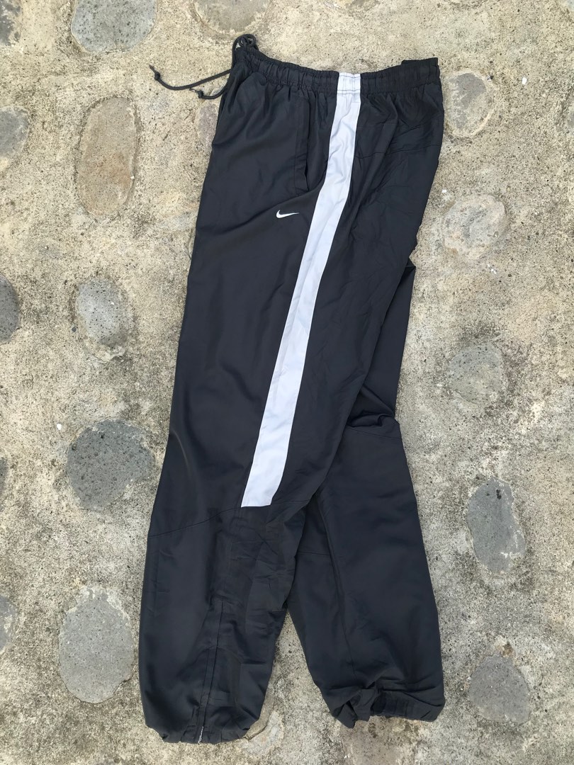 mens nike parachute pants
